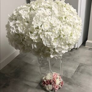 Elegant White Floral Arrangement